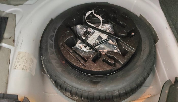 2018 Volkswagen Ameo HIGHLINE PLUS 1.5L AT 16 ALLOY, Diesel, Automatic, 20,310 km, Spare Tyre