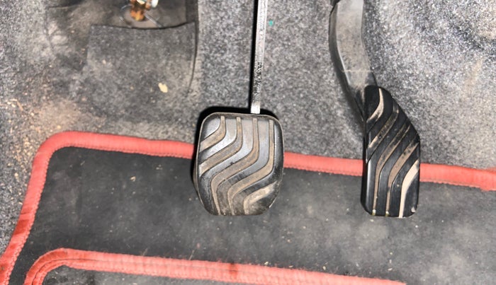 2019 Renault Kwid RXT 1.0 AMT (O), Petrol, Automatic, 10,649 km, Pedals