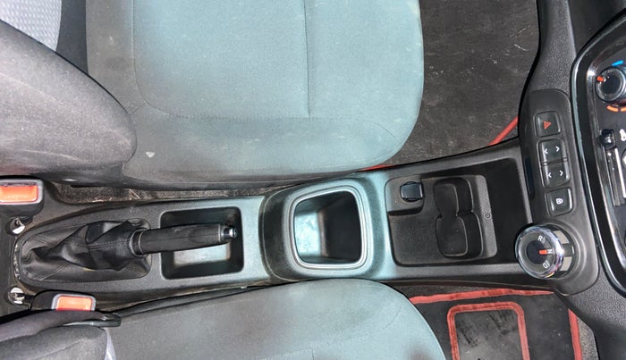 2019 Renault Kwid RXT 1.0 AMT (O), Petrol, Automatic, 10,649 km, Gear Lever