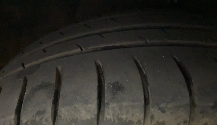 2013 Hyundai Grand i10 ASTA 1.2 KAPPA VTVT, Petrol, Manual, 75,139 km, Right Front Tyre Tread