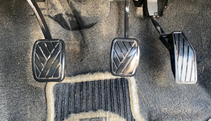 2023 Maruti Swift ZXI PLUS DUAL TONE, Petrol, Manual, 44,029 km, Pedals