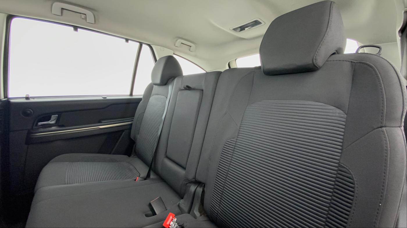 2017 Tata Hexa Varicor 400 XM, Diesel, Manual, 54,217 km, Right Side Rear Door Cabin
