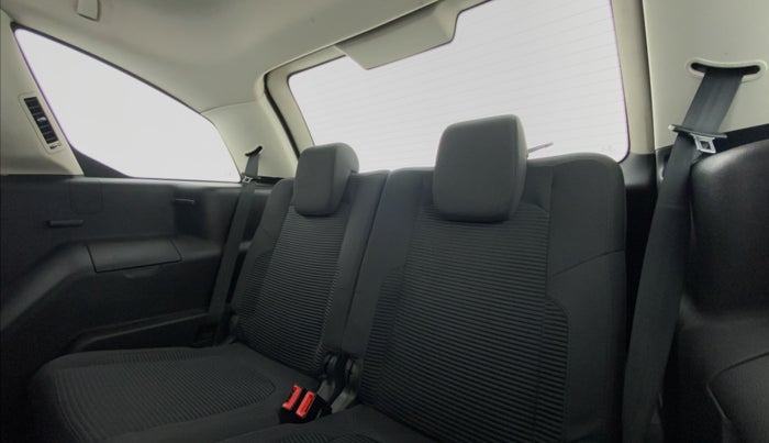 2017 Tata Hexa Varicor 400 XM, Diesel, Manual, 54,217 km, Third Seat Row ( optional )