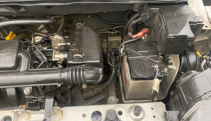 2021 Renault TRIBER RXZ, Petrol, Manual, 38,201 km, Engine View - Left