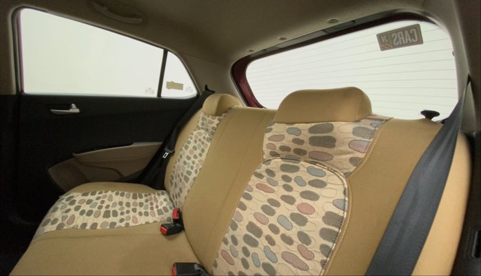 2016 Hyundai Grand i10 ASTA AT 1.2 KAPPA VTVT, Petrol, Automatic, 39,970 km, Right Side Rear Door Cabin