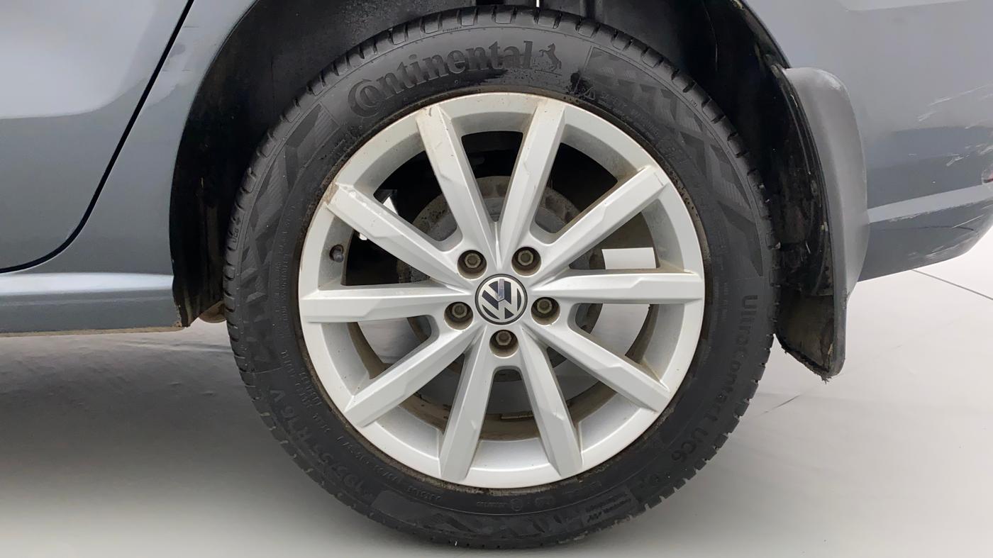 2018 Volkswagen Ameo HIGHLINE PLUS 1.5L AT 16 ALLOY, Diesel, Automatic, 79,577 km, Left Rear Wheel