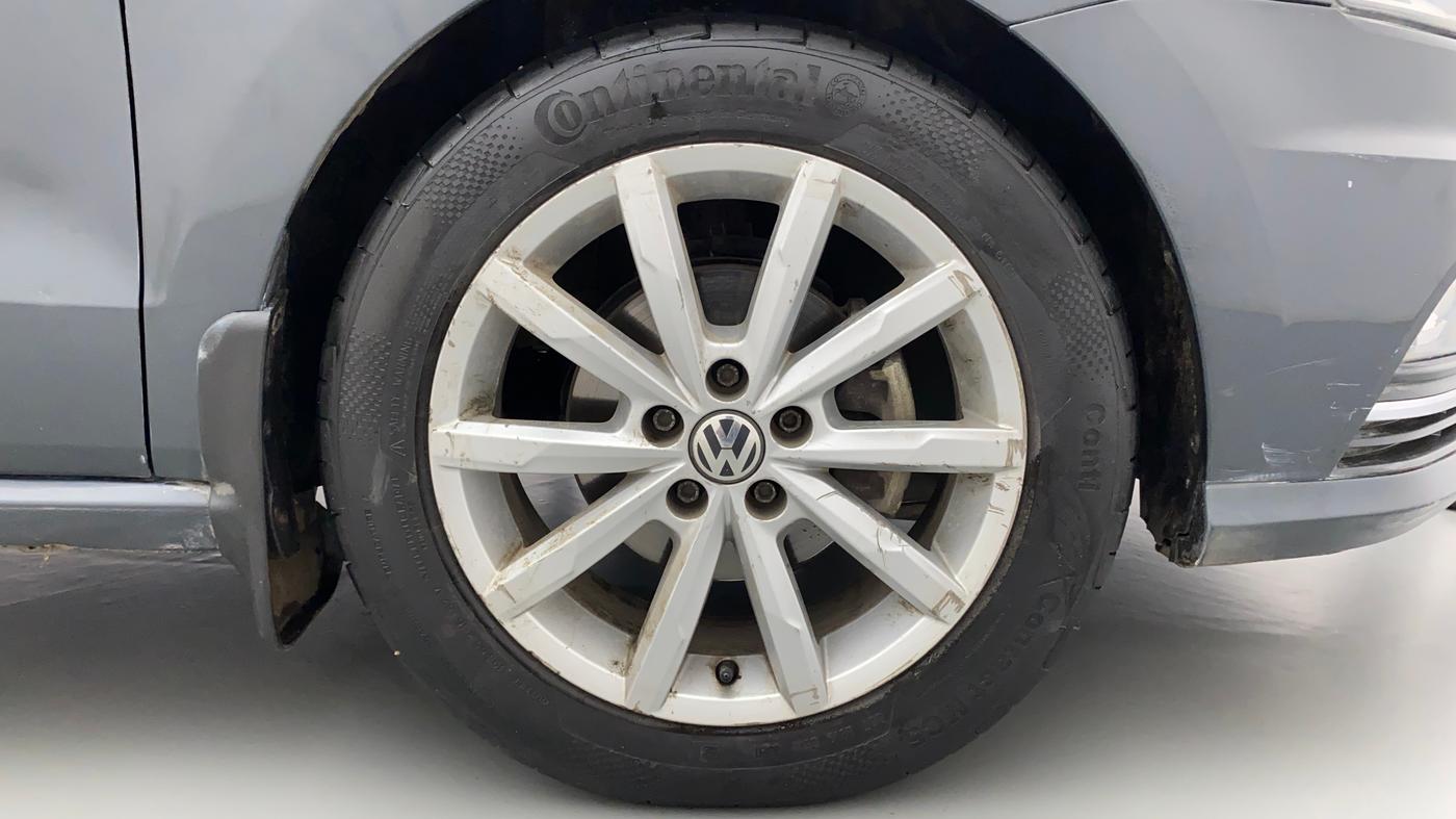 2018 Volkswagen Ameo HIGHLINE PLUS 1.5L AT 16 ALLOY, Diesel, Automatic, 79,577 km, Right Front Wheel