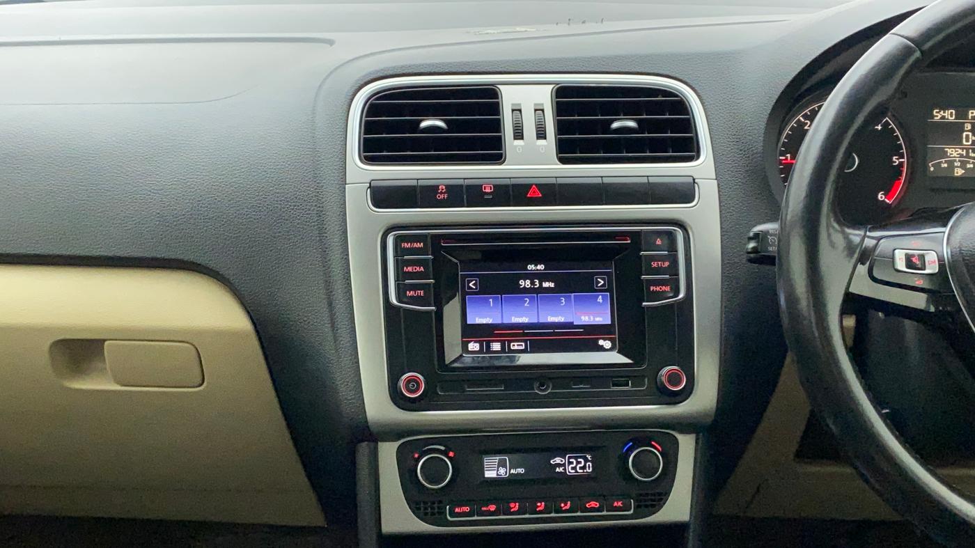 2018 Volkswagen Ameo HIGHLINE PLUS 1.5L AT 16 ALLOY, Diesel, Automatic, 79,577 km, Air Conditioner