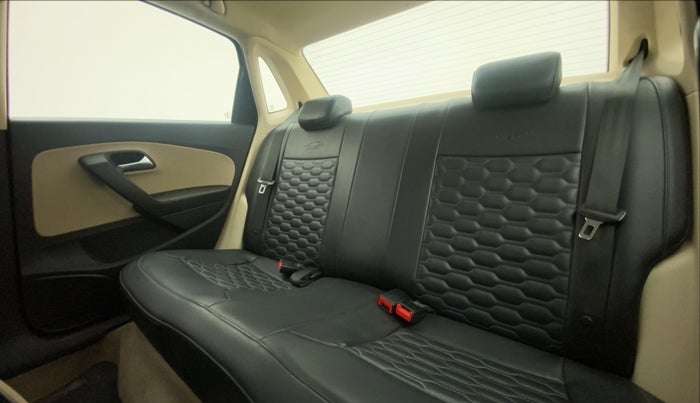 2018 Volkswagen Ameo HIGHLINE PLUS 1.5L AT 16 ALLOY, Diesel, Automatic, 79,577 km, Right Side Rear Door Cabin
