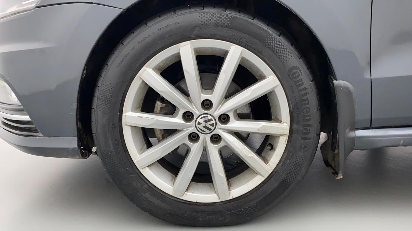 2018 Volkswagen Ameo HIGHLINE PLUS 1.5L AT 16 ALLOY, Diesel, Automatic, 79,577 km, Left Front Wheel