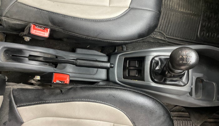2015 Maruti Alto 800 LXI, Petrol, Manual, 33,898 km, Gear Lever