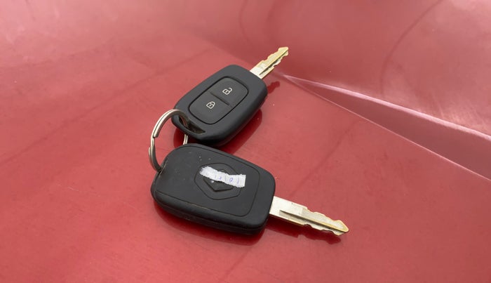 2020 Renault Kwid RXT 1.0 AMT (O), Petrol, Automatic, 21,782 km, Key Close Up