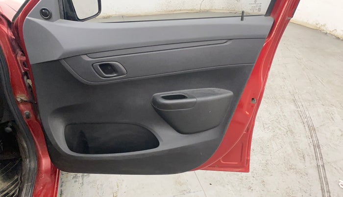 2020 Renault Kwid RXT 1.0 AMT (O), Petrol, Automatic, 21,782 km, Driver Side Door Panels Control