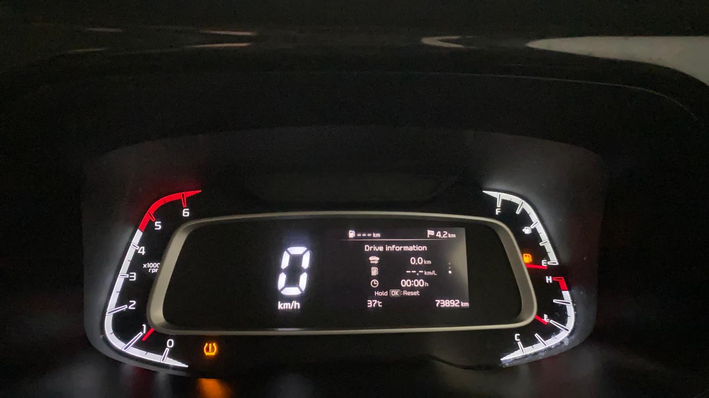 2022 KIA SONET HTX PLUS 1.5, Diesel, Manual, 73,885 km, Odometer Image