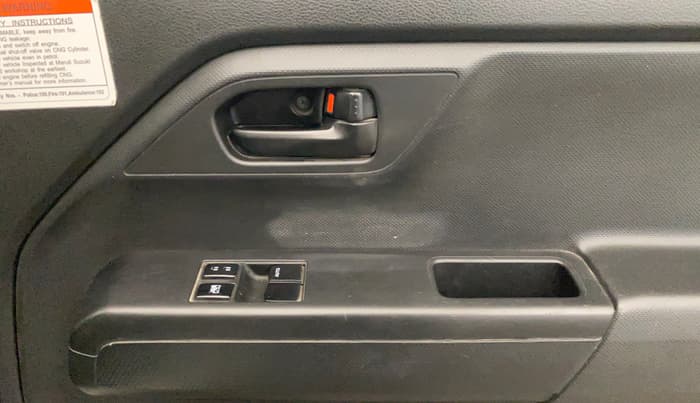 2020 Maruti New Wagon-R LXI CNG (O) 1.0, CNG, Manual, 77,258 km, Driver Side Door Panels Control