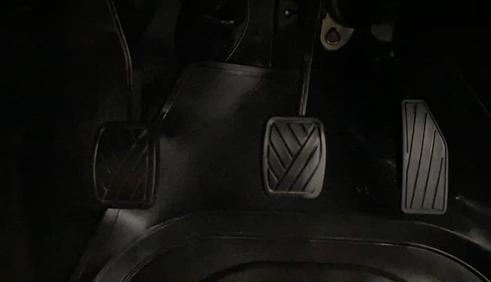 2020 Maruti New Wagon-R LXI CNG (O) 1.0, CNG, Manual, 77,258 km, Pedals