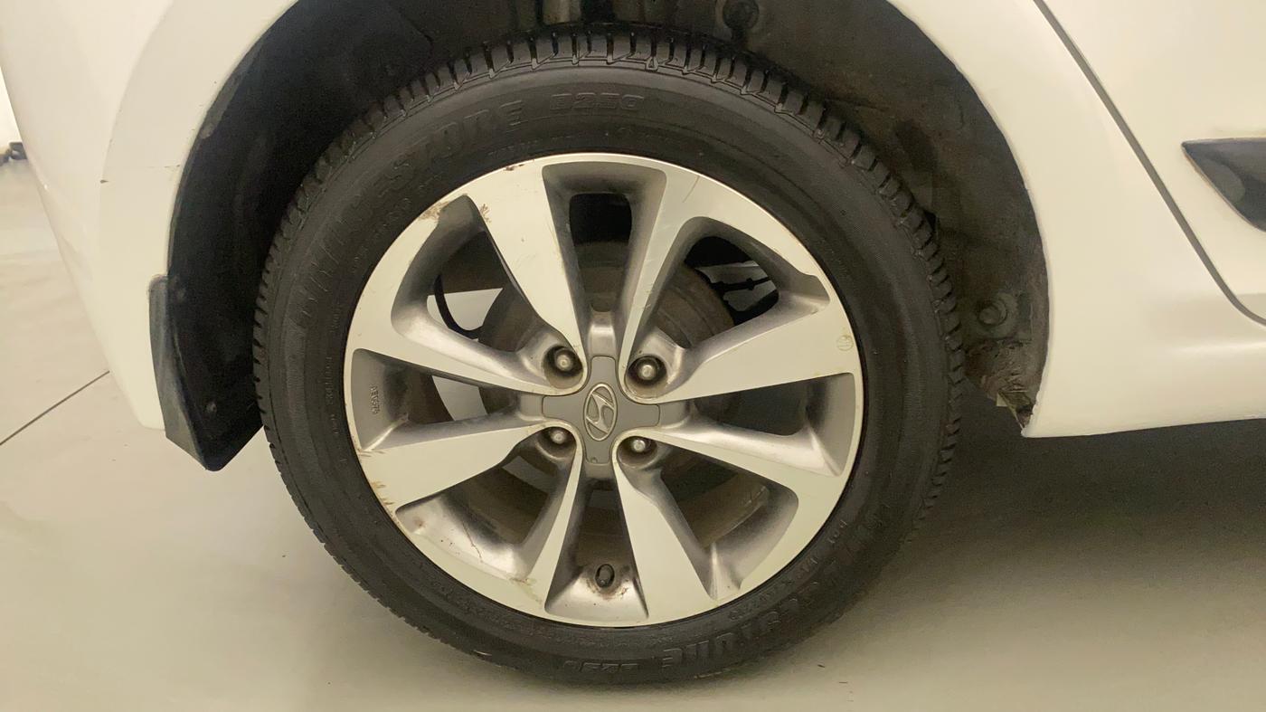 2014 Hyundai Elite i20 SPORTZ 1.2, Petrol, Manual, 58,499 km, Right Rear Wheel