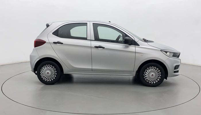 2021 Tata Tiago XE PETROL, Petrol, Manual, 17,462 km, Right Side View