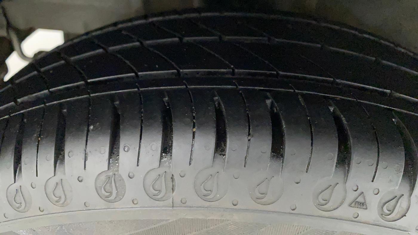 2021 Tata Tiago XE PETROL, Petrol, Manual, 17,462 km, Right Rear Tyre Tread
