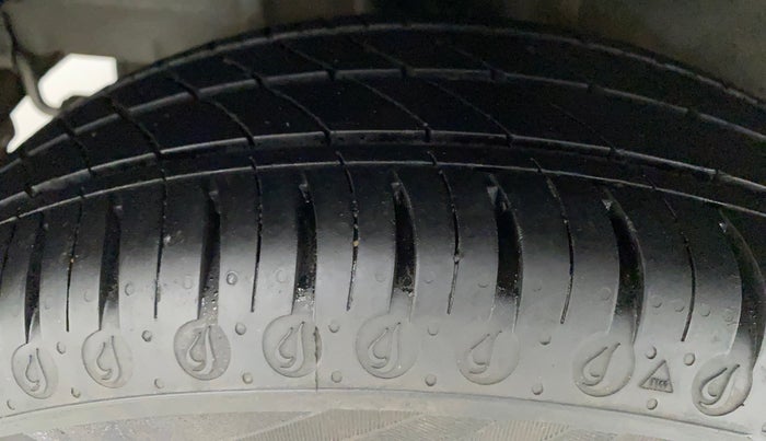 2021 Tata Tiago XE PETROL, Petrol, Manual, 17,462 km, Right Rear Tyre Tread