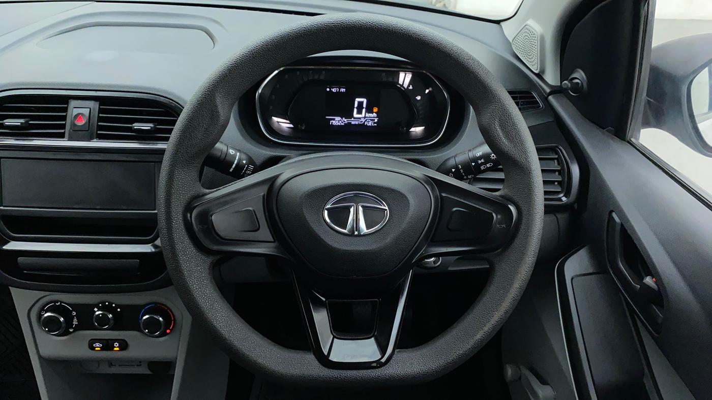 2021 Tata Tiago XE PETROL, Petrol, Manual, 17,462 km, Steering Wheel Close Up