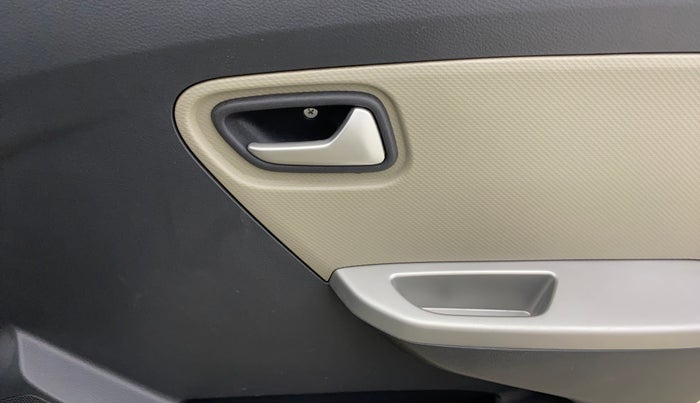 2018 Maruti Alto K10 VXI (O) AMT, Petrol, Automatic, 23,899 km, Driver Side Door Panels Control