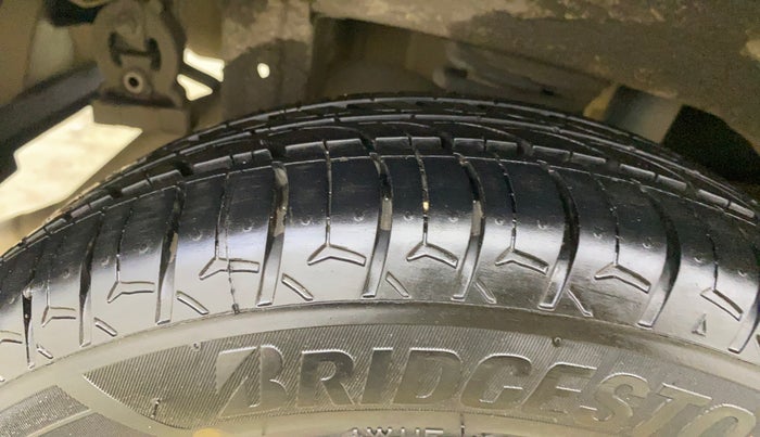 2018 Maruti Alto K10 VXI (O) AMT, Petrol, Automatic, 23,899 km, Right Rear Tyre Tread