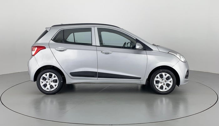 2016 Hyundai Grand i10 SPORTZ 1.2 KAPPA VTVT, Petrol, Manual, 62,740 km, Right Side View