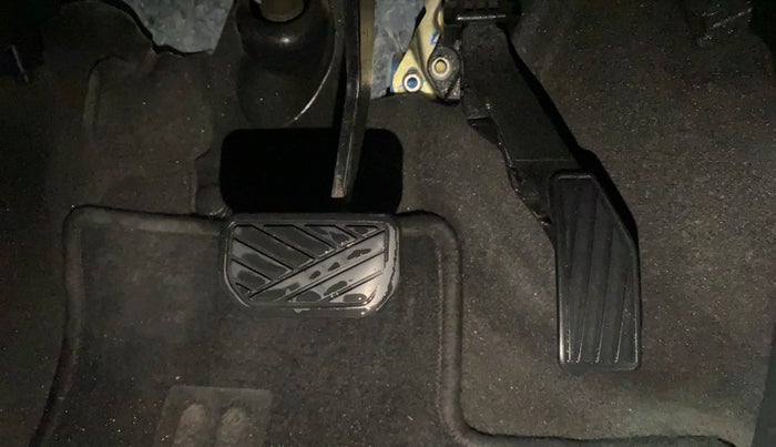 2019 Maruti S PRESSO VXI PLUS AMT, Petrol, Automatic, 67,507 km, Pedals