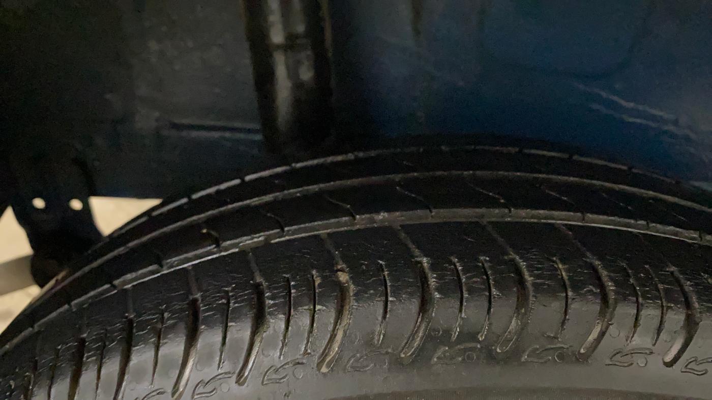 2019 Maruti S PRESSO VXI PLUS AMT, Petrol, Automatic, 67,542 km, Right Rear Tyre Tread