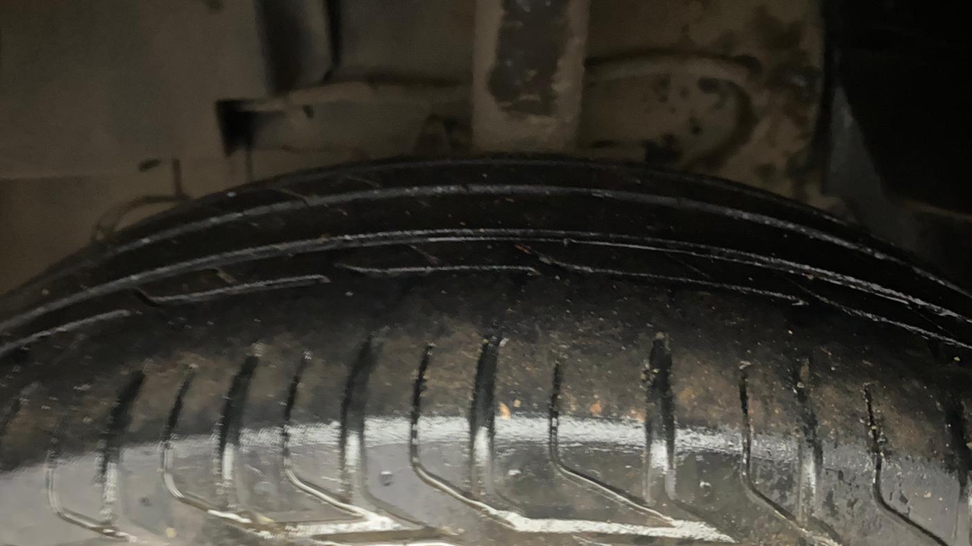 2021 Tata NEXON XM SUNROOF PETROL, Petrol, Manual, 42,861 km, Left Front Tyre Tread