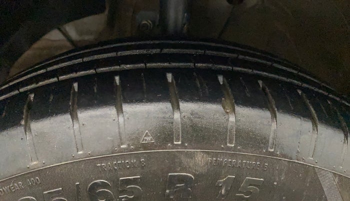 2023 Maruti Swift ZXI, Petrol, Manual, 48,648 km, Left Front Tyre Tread