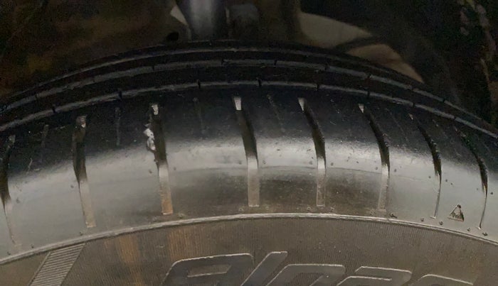 2023 Maruti Swift ZXI, Petrol, Manual, 48,648 km, Right Front Tyre Tread