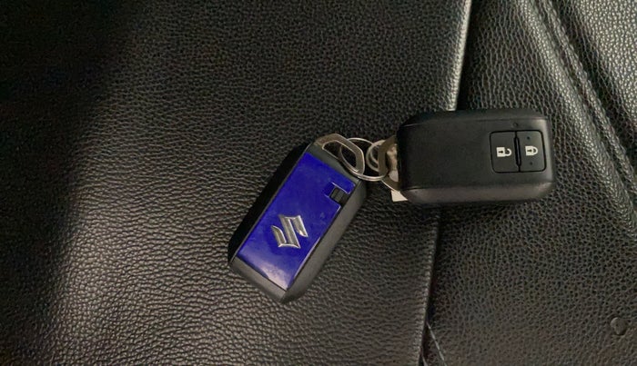 2023 Maruti Swift ZXI, Petrol, Manual, 48,648 km, Key Close Up