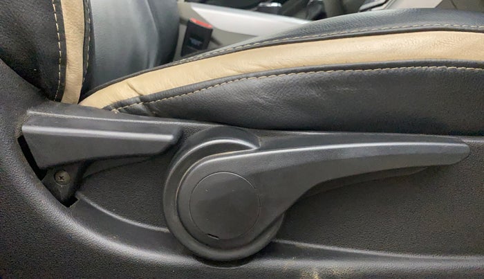 2019 Tata NEXON XZ PETROL, Petrol, Manual, 71,862 km, Driver Side Adjustment Panel