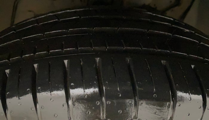 2019 Tata NEXON XZ PETROL, Petrol, Manual, 71,862 km, Left Front Tyre Tread