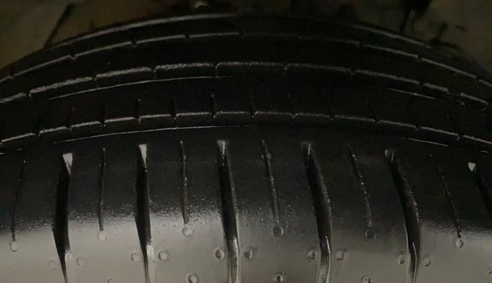 2019 Tata NEXON XZ PETROL, Petrol, Manual, 71,862 km, Right Front Tyre Tread