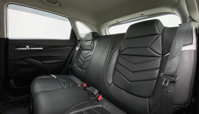 2020 KIA SELTOS HTK 1.5 PETROL, Petrol, Manual, 24,378 km, Right Side Rear Door Cabin