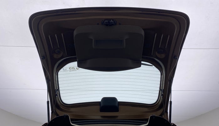 2018 Renault Duster RXS AMT 110 PS, Diesel, Automatic, 60,011 km, Boot Door Open