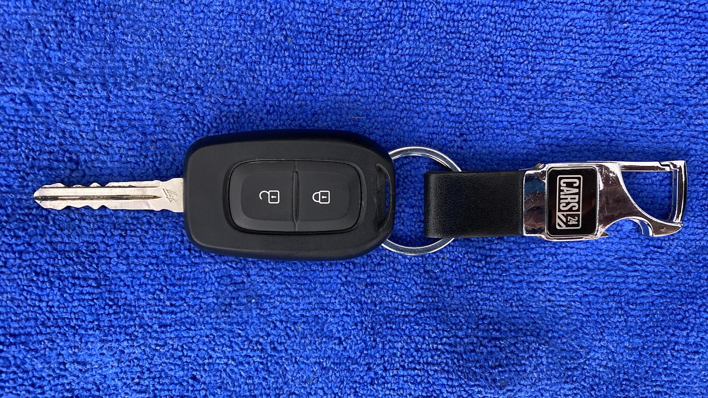 2018 Renault Duster RXS AMT 110 PS, Diesel, Automatic, 60,011 km, Key Close Up