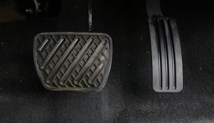 2018 Renault Duster RXS AMT 110 PS, Diesel, Automatic, 60,011 km, Pedals