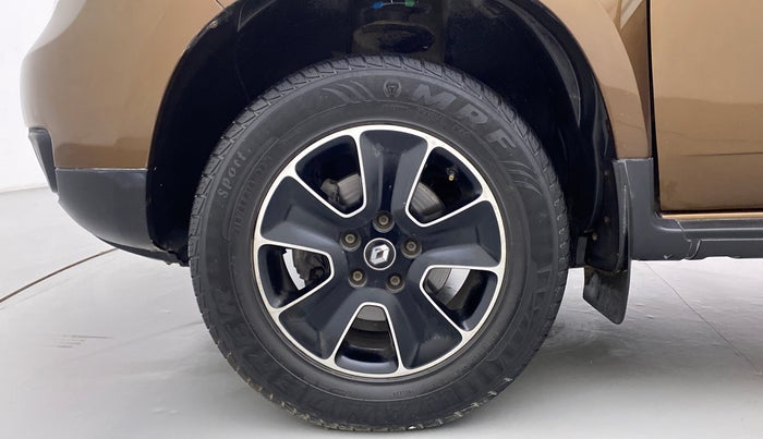 2018 Renault Duster RXS AMT 110 PS, Diesel, Automatic, 60,011 km, Left Front Wheel