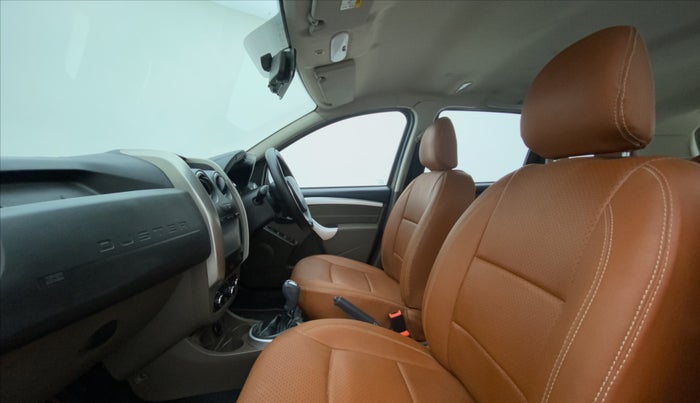 2018 Renault Duster RXS AMT 110 PS, Diesel, Automatic, 60,011 km, Right Side Front Door Cabin