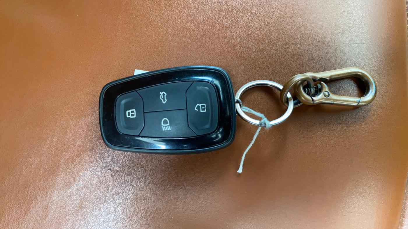 2021 Tata Harrier XT PLUS 2.0L KRYOTEC, Diesel, Manual, 1,22,961 km, Key Close Up