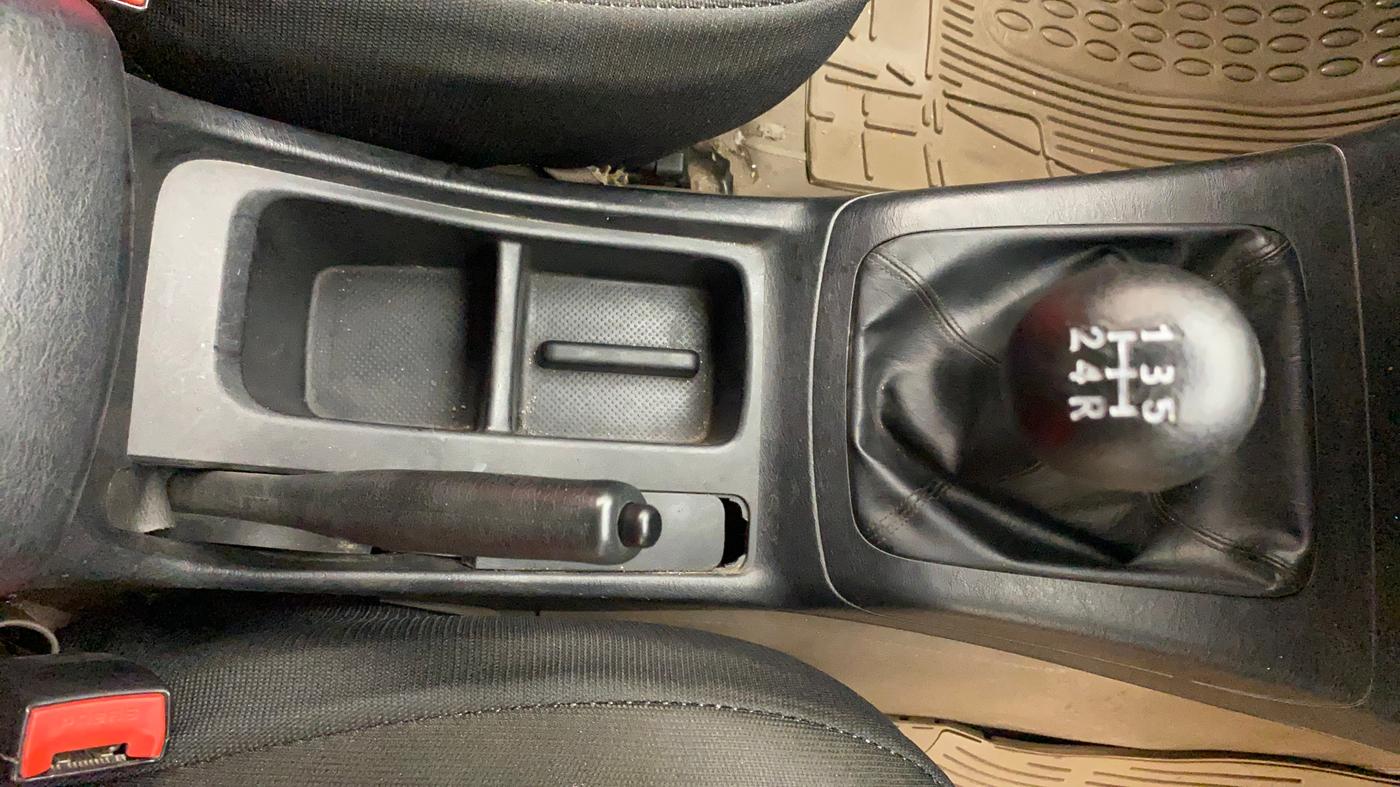 2015 Toyota Innova 2.5 VX 7 STR, Diesel, Manual, 94,748 km, Gear Lever