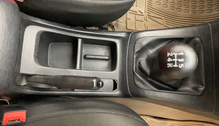 2015 Toyota Innova 2.5 VX 7 STR, Diesel, Manual, 94,717 km, Gear Lever