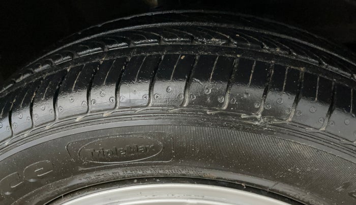 2020 Maruti Baleno DELTA PETROL 1.2, Petrol, Manual, 43,458 km, Right Front Tyre Tread