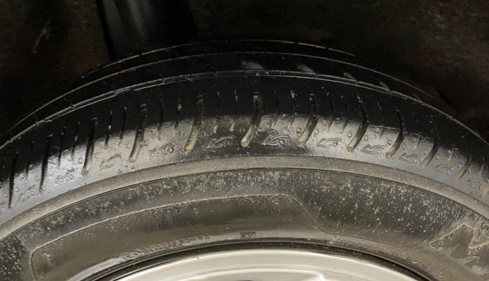 2020 Maruti Baleno DELTA PETROL 1.2, Petrol, Manual, 43,458 km, Right Rear Tyre Tread