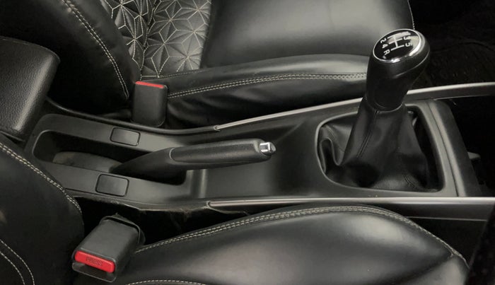 2020 Maruti Baleno DELTA PETROL 1.2, Petrol, Manual, 43,458 km, Gear Lever