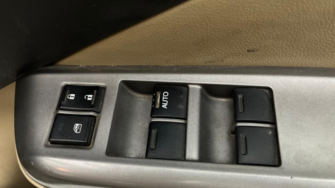 2015 Honda City 1.5L I-VTEC VX, Petrol, Manual, 82,062 km, Driver Side Door Panels Control